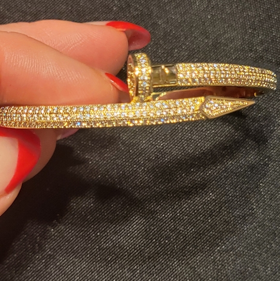 14k GOLD plated with rhinestone Nail Bracelet absolutely stunning!! - Picture 8 of 12